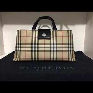 Burberry Bag 🚨🚨🚨🚨🚨SOLD!!!